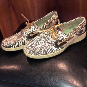 Animal print sperrys! brand new. NEVER WORN